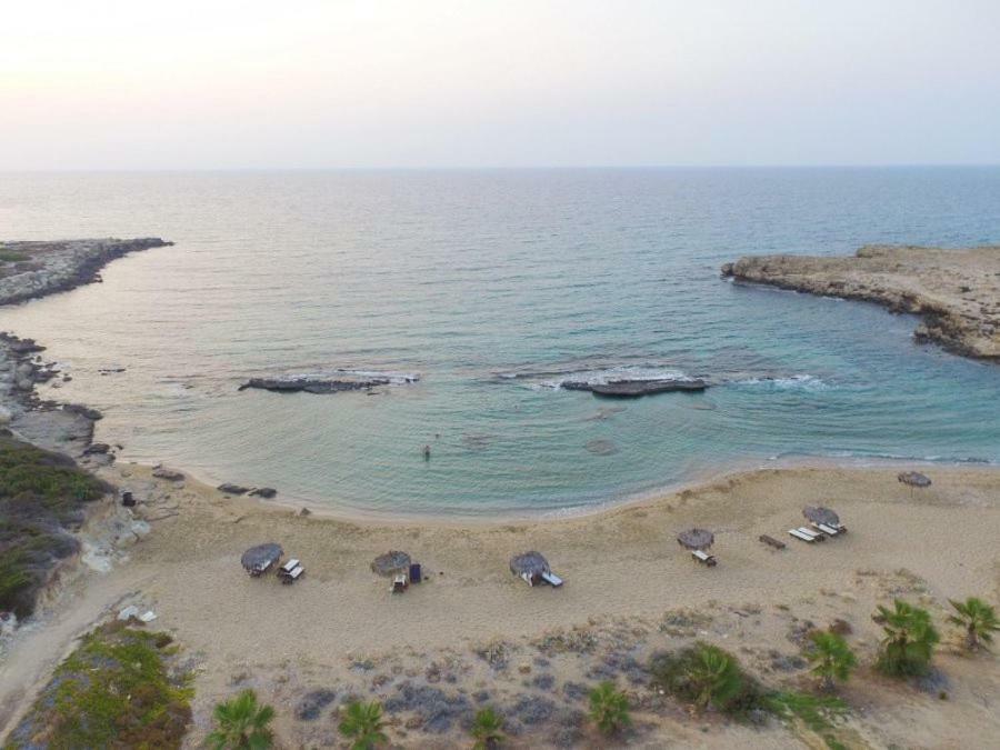 Balci Plaza Hotel And Balci Plaza Guest Bungalows Karpaz Peninsula Selenias Exteriör bild