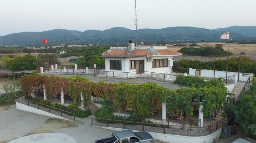 Balci Plaza Hotel And Balci Plaza Guest Bungalows Karpaz Peninsula Selenias Exteriör bild
